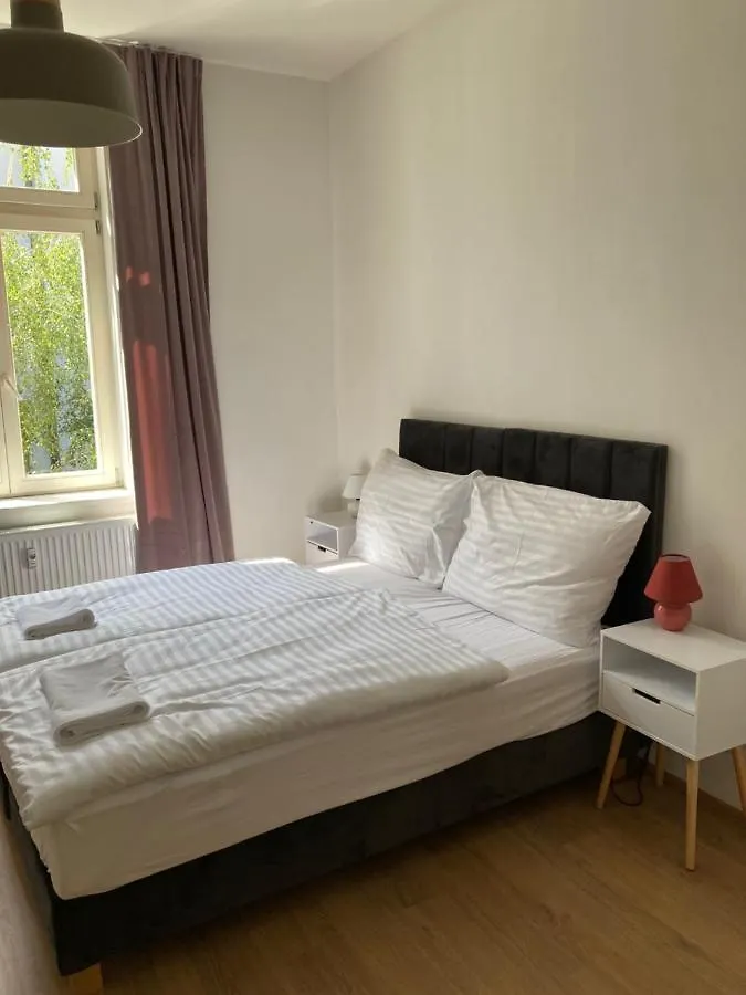 Zizkov Tower Suites Prag