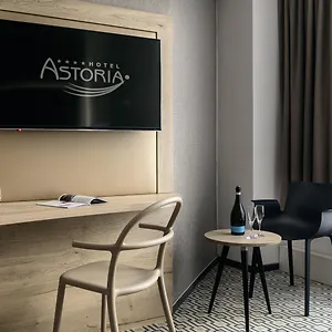 Astoria **** Prague