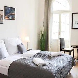 Apart-hotel Rose And