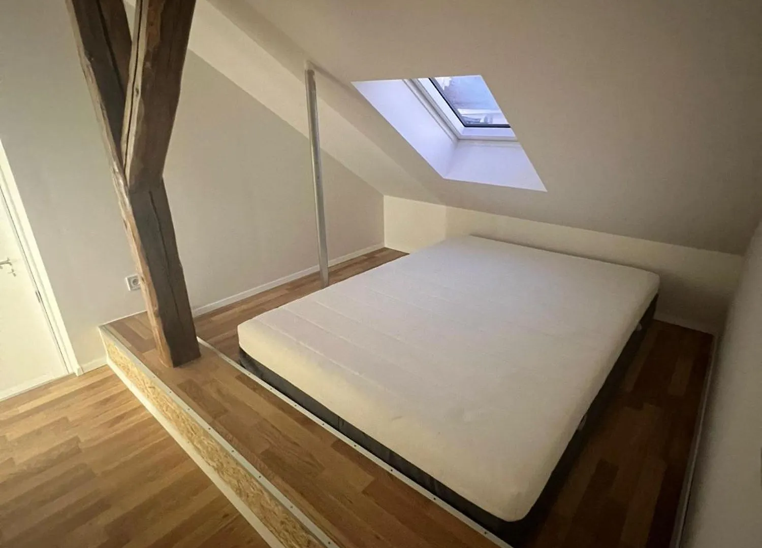 Zizkov Tower Suites Prague 3*,