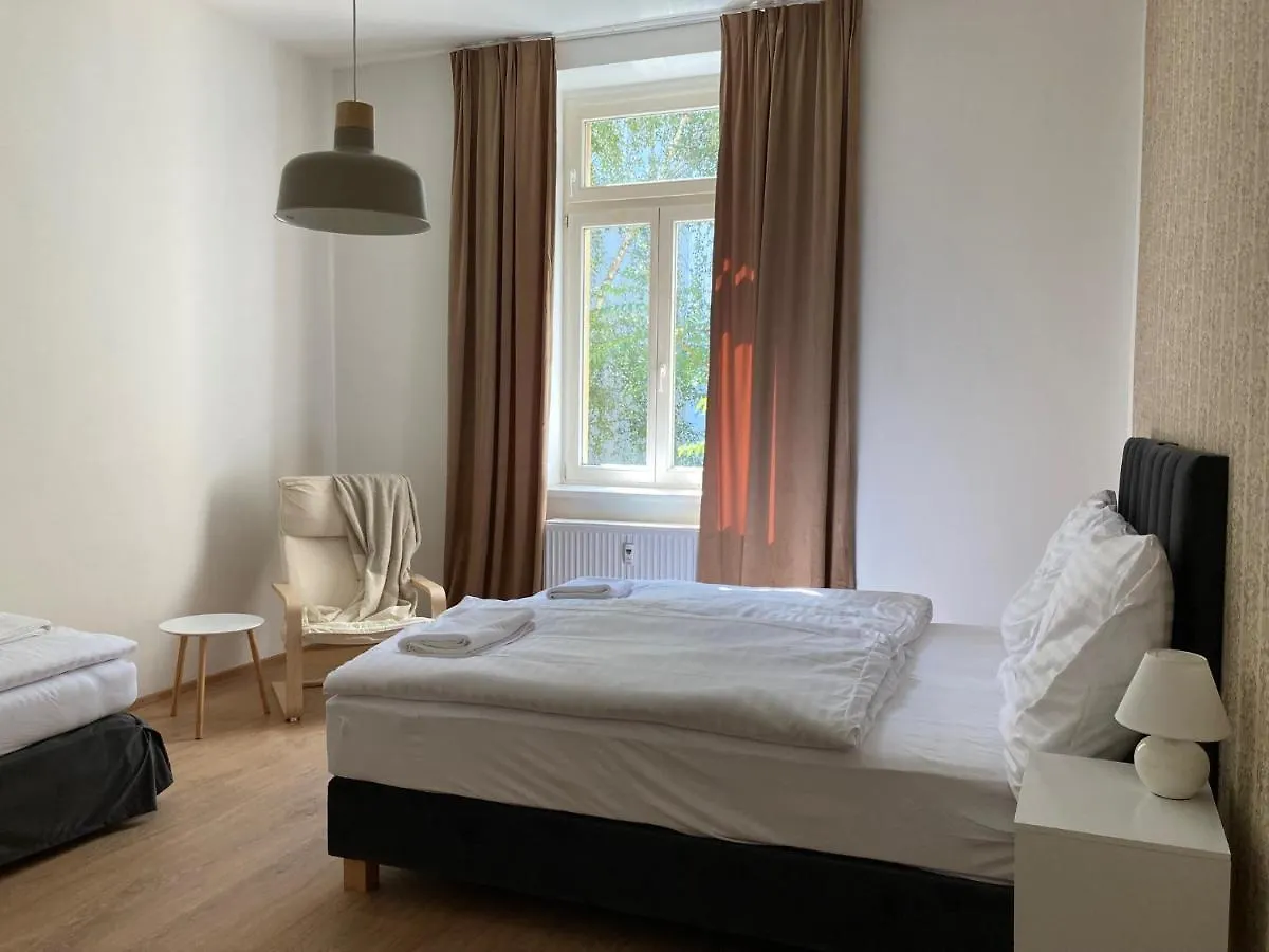 公寓式酒店 Zizkov Tower Suites 布拉格